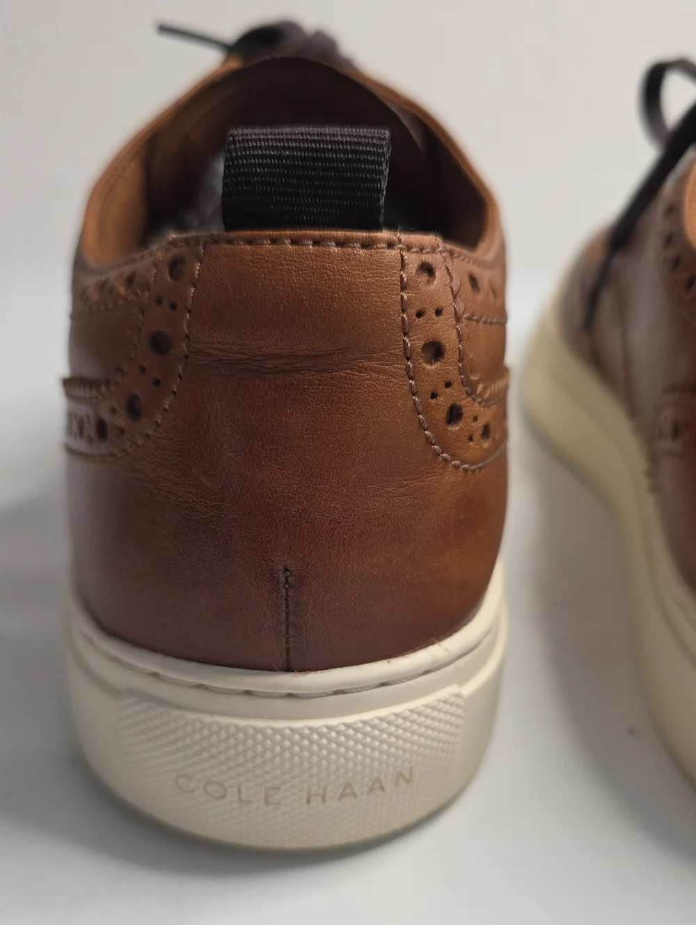 COLE HAAN GRAND SERIES WINSLOW WINGTIP LEATHER SNEAKERS C35600 MENS SIZE 9.5
